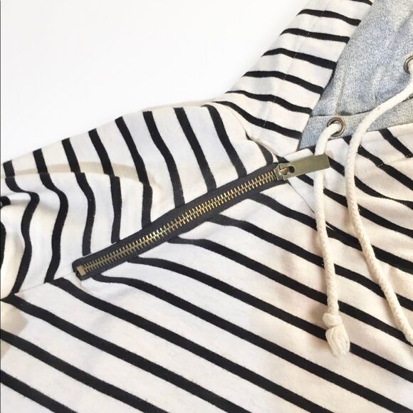 Double hood striped hoodie with asymmetrical zip - Picture 6 of 15